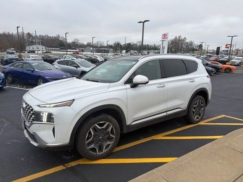 Used 2022 Hyundai Santa Fe Limited image 2