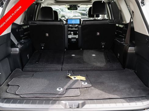 Certified 2024 Toyota Grand Highlander AWD image 7