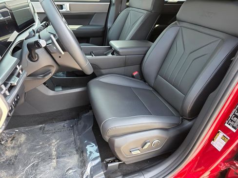 New 2025 Hyundai Santa Fe XRT image 13