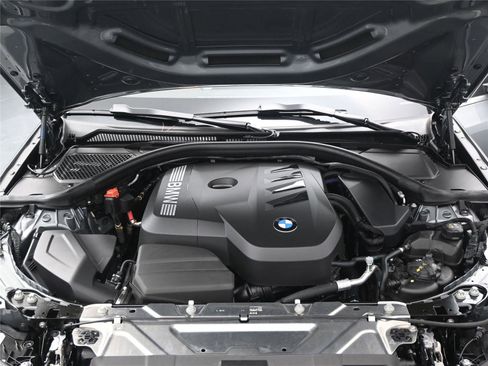 Used 2025 BMW 330i 330i w/ M Sport Package image 11