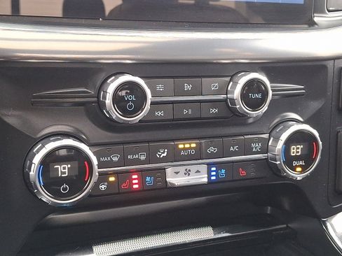 Certified 2021 Ford F150 Lariat w/ Equipment Group 502A High image 16