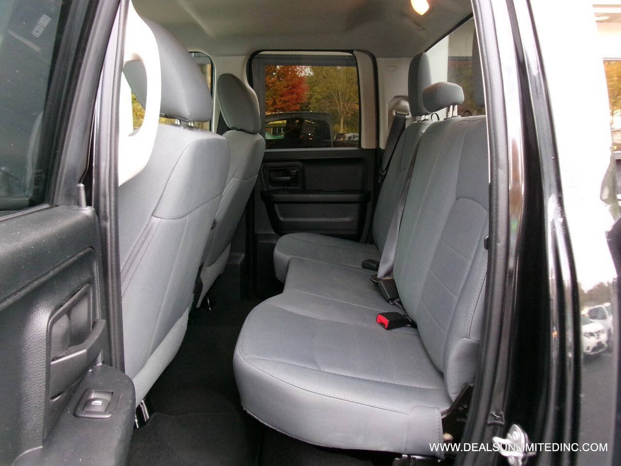 Used 2016 RAM 1500 ST w/ Popular Equipment Group AWD/4WD image 15