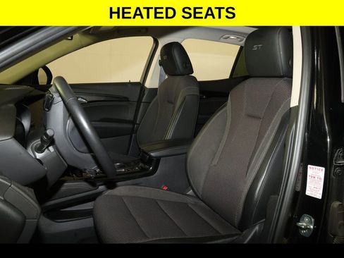 Used 2022 Buick Envision Preferred AWD/4WD image 4