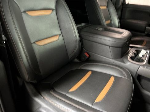 Certified 2021 GMC Sierra 1500 AT4 w/ AT4 Preferred Package image 28