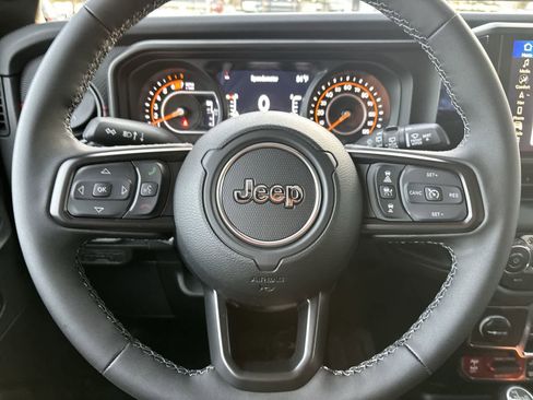 New 2026 Jeep Wrangler Unlimited Rubicon image 11