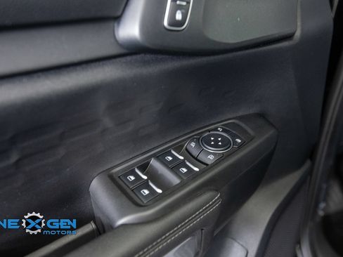 Used 2025 Ford Ranger XLT w/ FX4 Off-Road Package AWD/4WD image 12