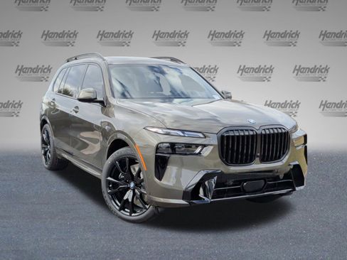 Used 2026 BMW X7 xDrive40i image 1
