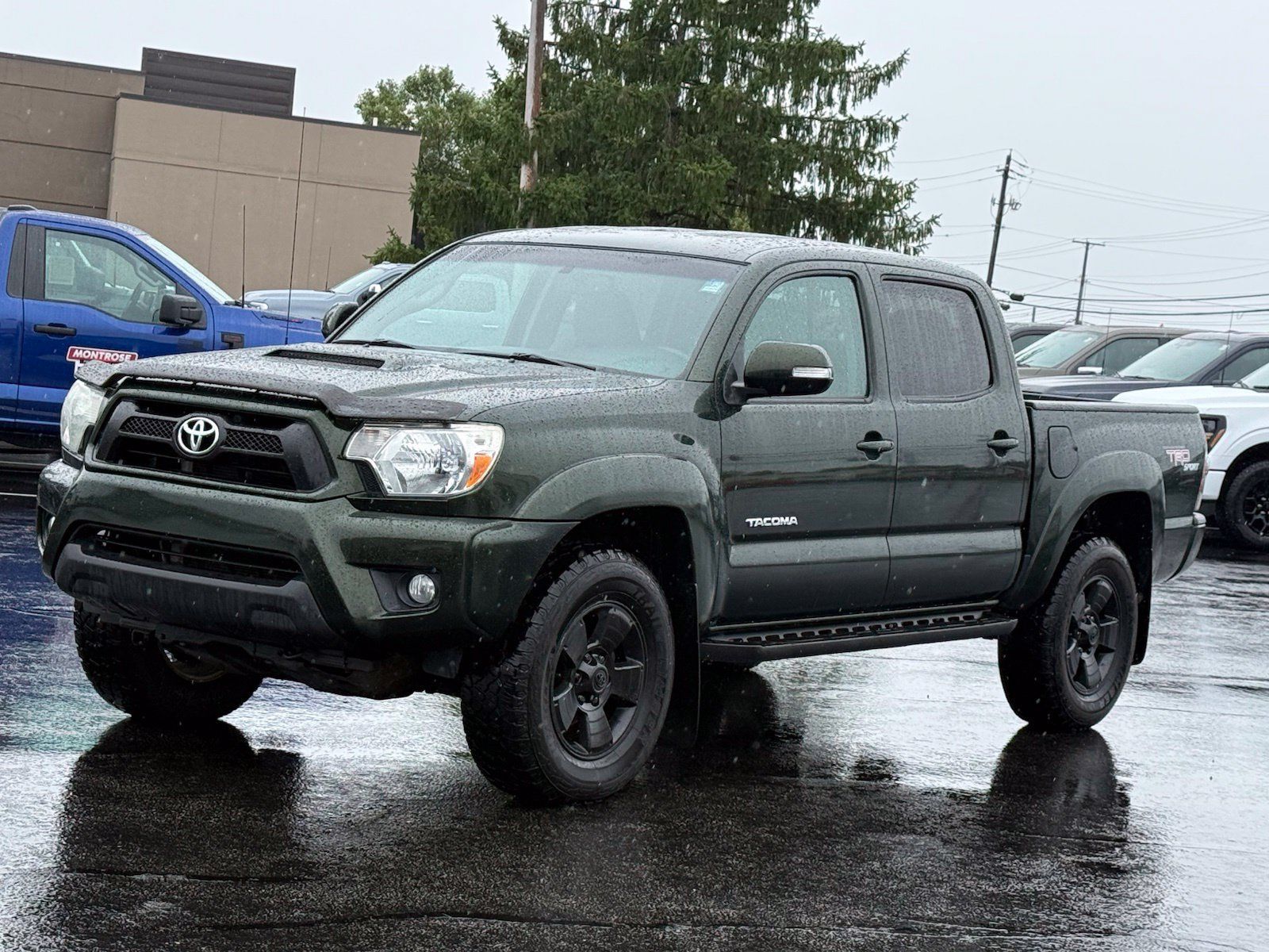 Used 2013 Toyota Tacoma 4x4 Double Cab w/ TRD Sport Pkg image 8