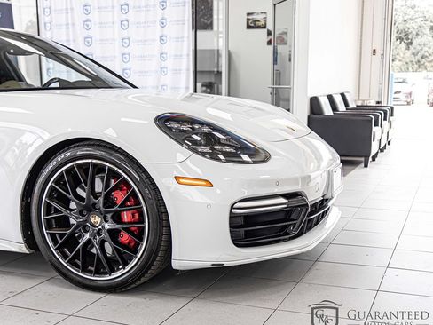 Used 2020 Porsche Panamera GTS AWD/4WD image 5