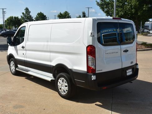 Used 2025 Ford Transit 250 Low Roof w/ Exterior Upgrade Package RWD image 8
