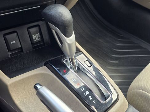 Used 2013 Honda Civic EX image 32