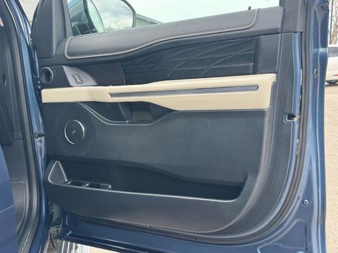 Used 2018 Ford Expedition Platinum image 53
