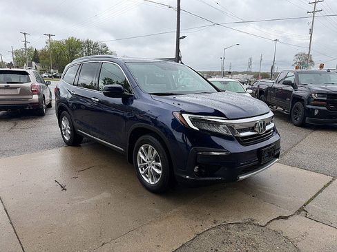 Used 2019 Honda Pilot Touring image 6
