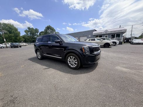 Used 2021 Kia Telluride LX FWD image 18