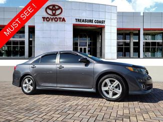 Used 2014 Toyota Camry SE video 1