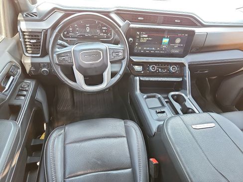 Used 2024 GMC Sierra 3500 Denali w/ Denali Reserve Package AWD/4WD image 15