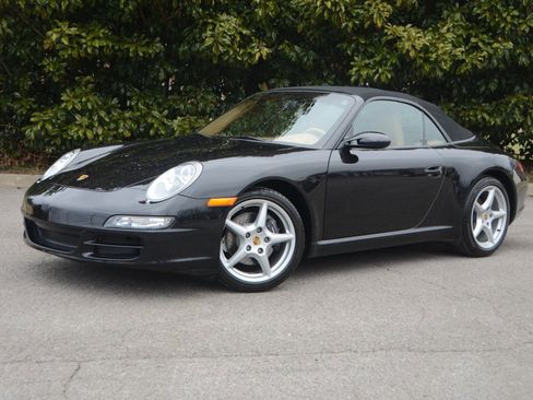 Used 2005 Porsche 911 Carrera image 27