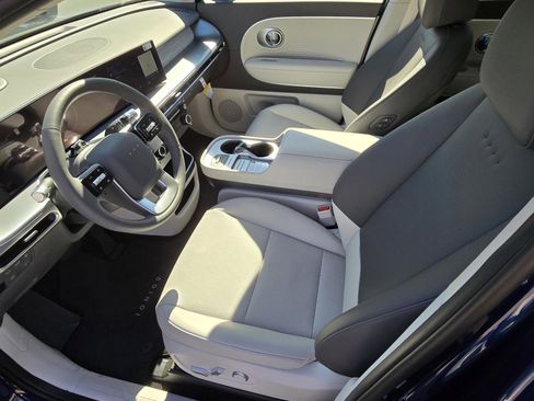 New 2026 Hyundai Ioniq 9 SEL image 17