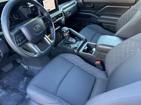 Certified 2025 Toyota Tacoma SR5 image 11