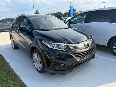 Used 2019 Honda HR-V EX image 2
