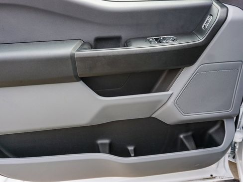 New 2024 Ford F250 XL w/ XL Chrome Package image 18