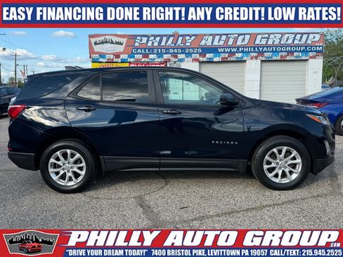 Used 2021 Chevrolet Equinox LS w/ LS Convenience Package AWD/4WD image 4