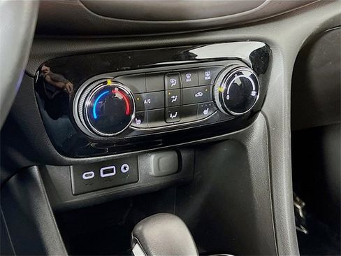 Used 2023 Buick Encore GX Preferred w/ Cold Weather Comfort Package image 13