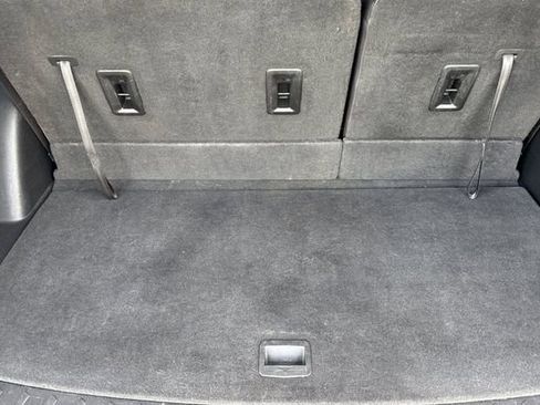 Used 2020 Chevrolet Traverse RS image 17