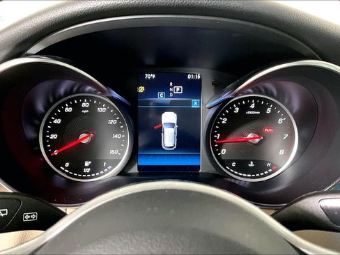 Used 2022 Mercedes-Benz GLC 300 w/ Premium Package Lite image 20