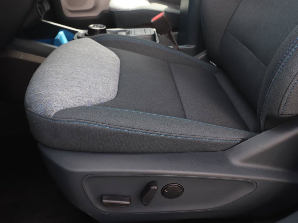 New 2026 Ford Maverick XLT w/ XLT Luxury Package FWD image 16