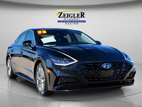 Certified 2023 Hyundai Sonata SEL w/ Convenience Package FWD image 1