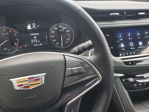 Used 2023 Cadillac XT5 Premium Luxury w/ LPO, Floor Liner Package image 26