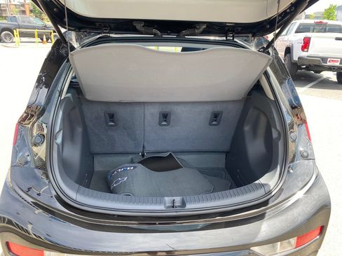 Used 2019 Chevrolet Bolt LT FWD image 23