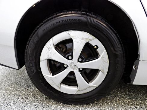 Used 2013 Toyota Prius Three FWD image 21