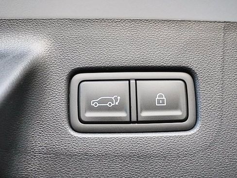 New 2026 Hyundai Santa Fe SEL image 18