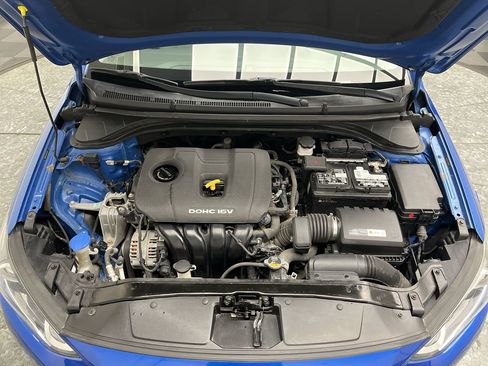 Used 2017 Hyundai Elantra SE image 20