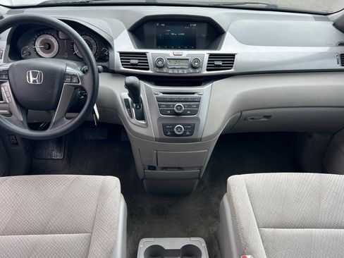 Used 2016 Honda Odyssey LX image 15
