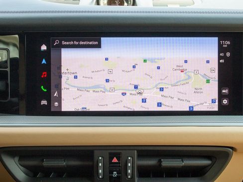 Used 2025 Porsche Cayenne Base w/ Premium Package Plus image 17