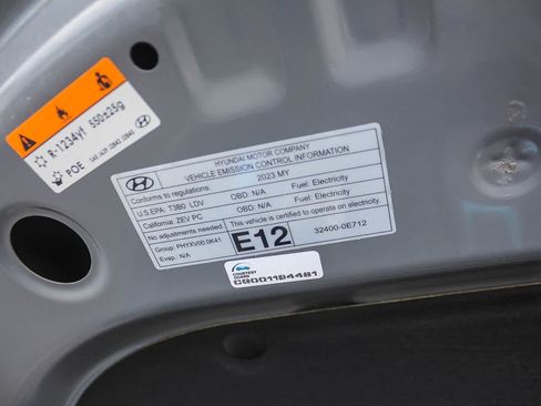 Certified 2023 Hyundai Kona SE FWD image 35