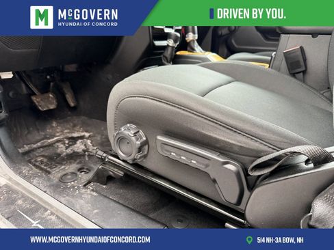 Used 2021 Jeep Wrangler Unlimited Sport image 19