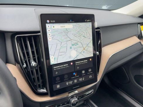 New 2026 Volvo XC60 B5 Plus w/ Climate Package image 22