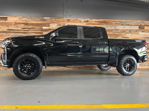 Used 2021 Chevrolet Silverado 1500 LT Trail Boss w/ Convenience Package II AWD/4WD image 49