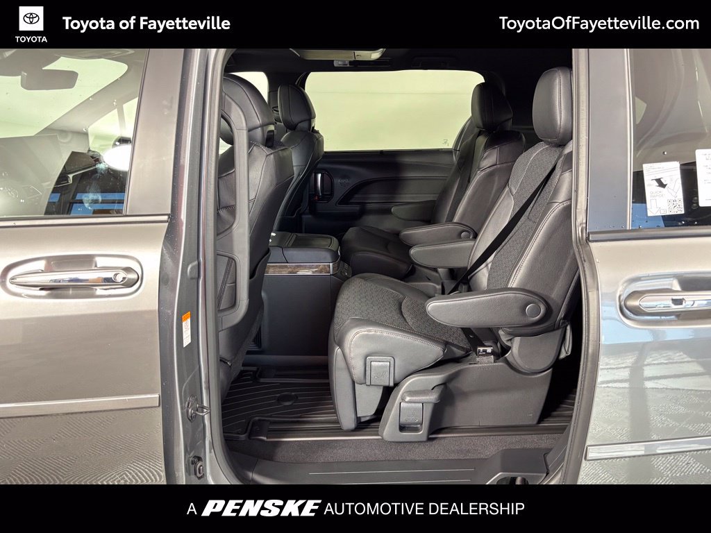 New 2026 Toyota Sienna Platinum AWD/4WD image 30
