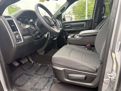 Used 2022 RAM 1500 Classic Warlock w/ Trailer & Traction Group AWD/4WD image 11