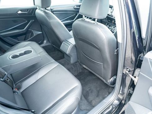Used 2020 Volkswagen Jetta SE FWD image 36