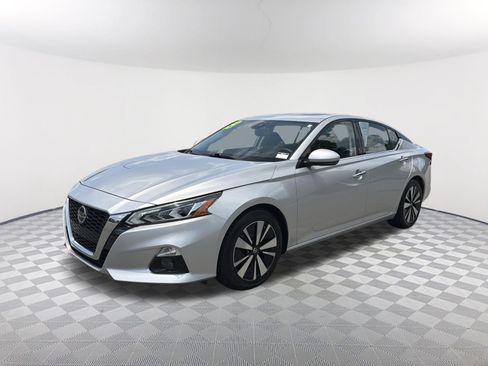 Used 2019 Nissan Altima 2.5 SL FWD image 3