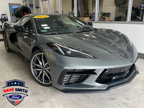 Used 2024 Chevrolet Corvette Stingray Preferred Cpe w/ 2LT RWD image 1