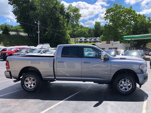 Used 2024 RAM 2500 Laramie AWD/4WD image 7