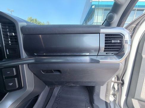 Used 2021 Ford F150 Lariat w/ Equipment Group 502A High AWD/4WD image 22