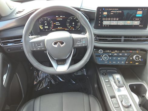 Used 2026 INFINITI QX60 Luxe w/ Cargo Package FWD image 12